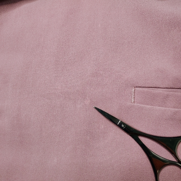 Figs scrub Casma top professional medical, mauve pink,3 pockets, XS. - Picture 14 of 14